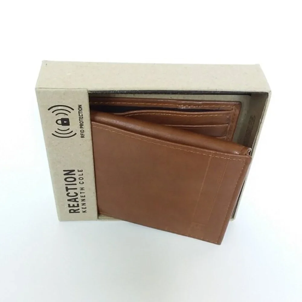 Reaction Kenneth Cole Tan RFID Wallet